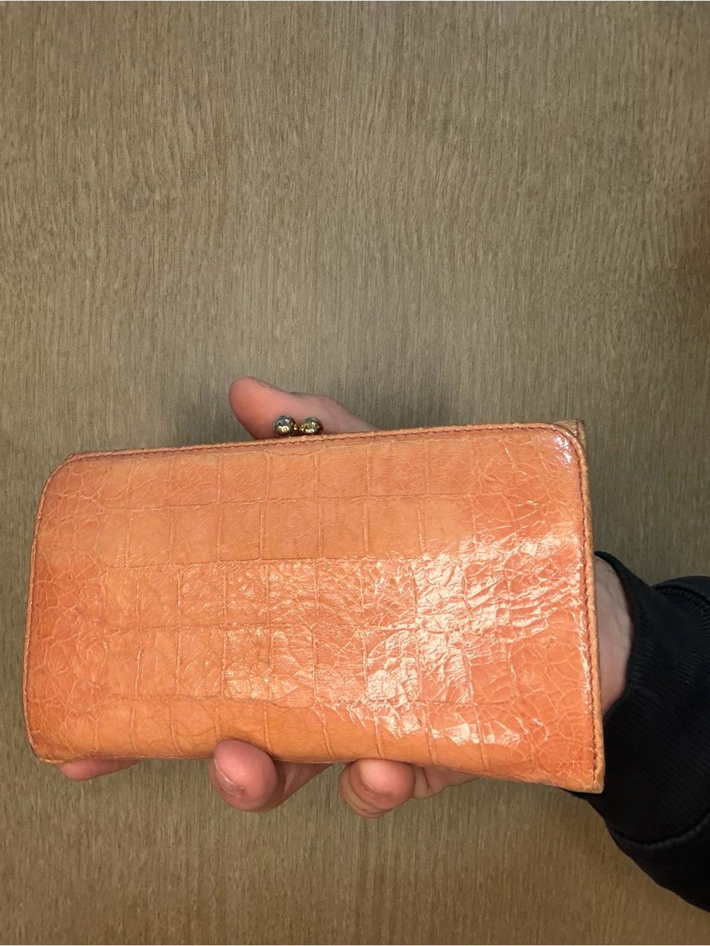 Authentic Miu Miu Glossy Croc-Embossed Wallet with Gold Logo and Clasp Pocket - Picture 3 of 6